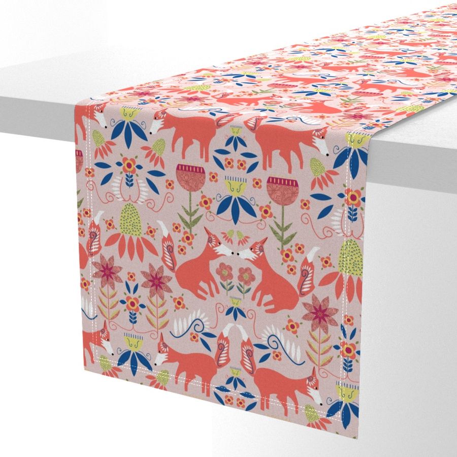 HOME_GOOD_TABLE_RUNNER