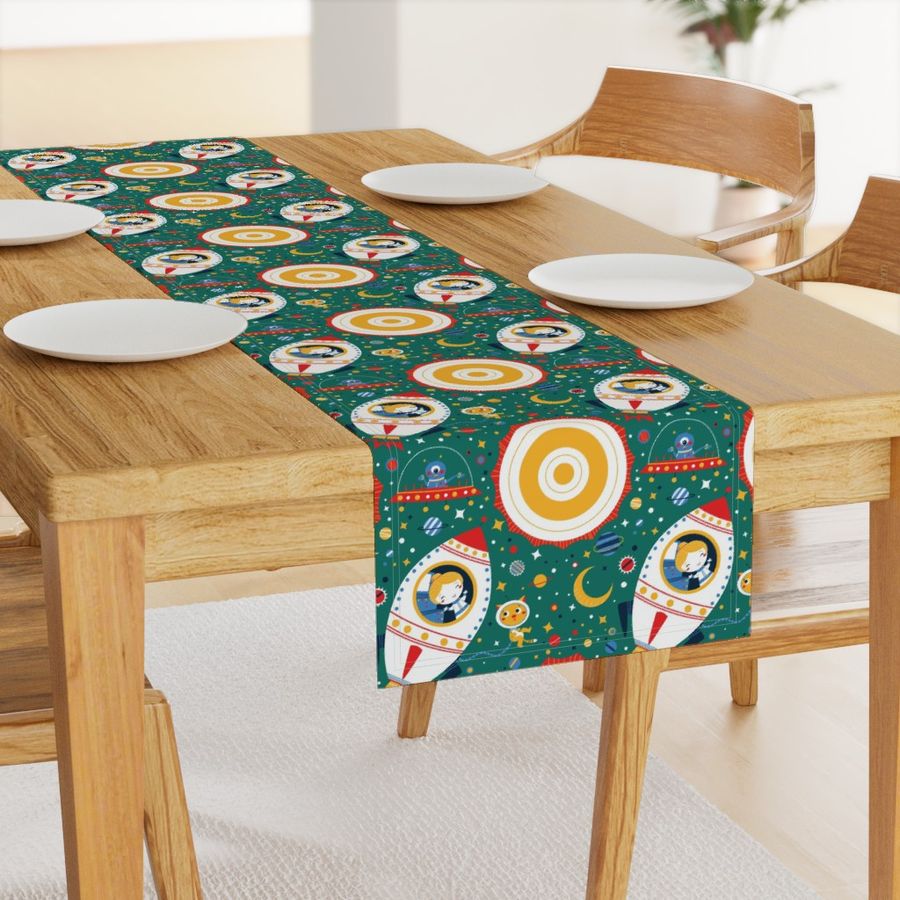 HOME_GOOD_TABLE_RUNNER