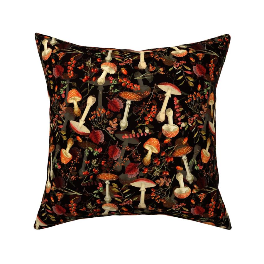 HOME_GOOD_SQUARE_THROW_PILLOW