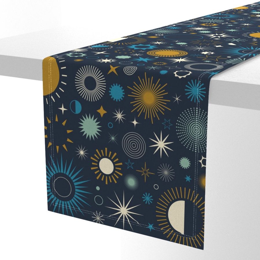 HOME_GOOD_TABLE_RUNNER