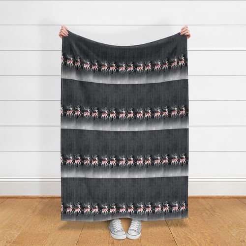 HOME_GOOD_THROW_BLANKET