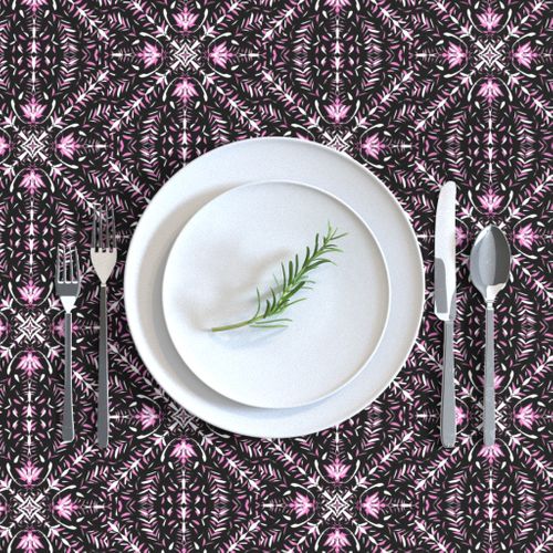 HOME_GOOD_RECTANGULAR_TABLE_CLOTH