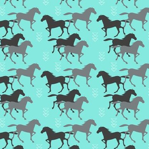 Wild horses Turquoise - Small scale