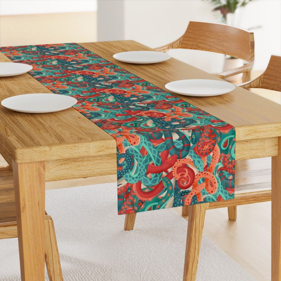 HOME_GOOD_TABLE_RUNNER