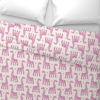 Giraffe_Pink Marshmallow