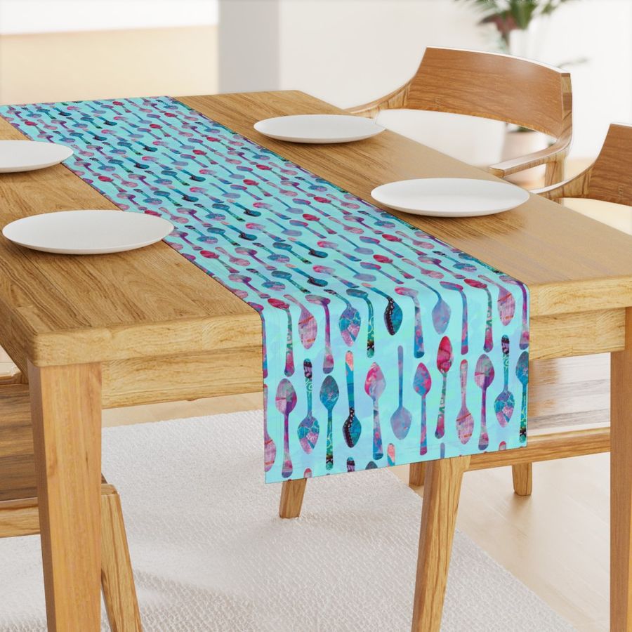 HOME_GOOD_TABLE_RUNNER