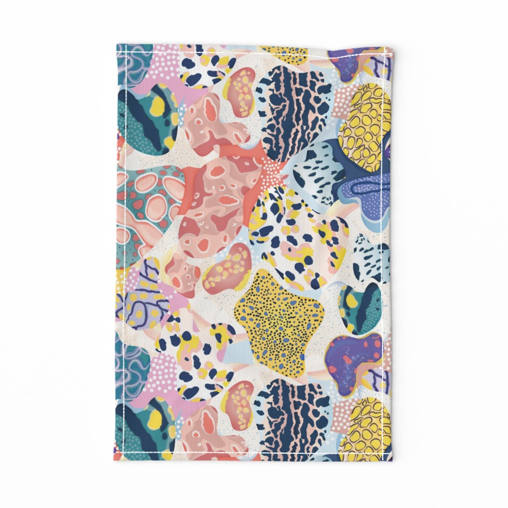 Sea Slug Animal Print - Fat Quarter Scale