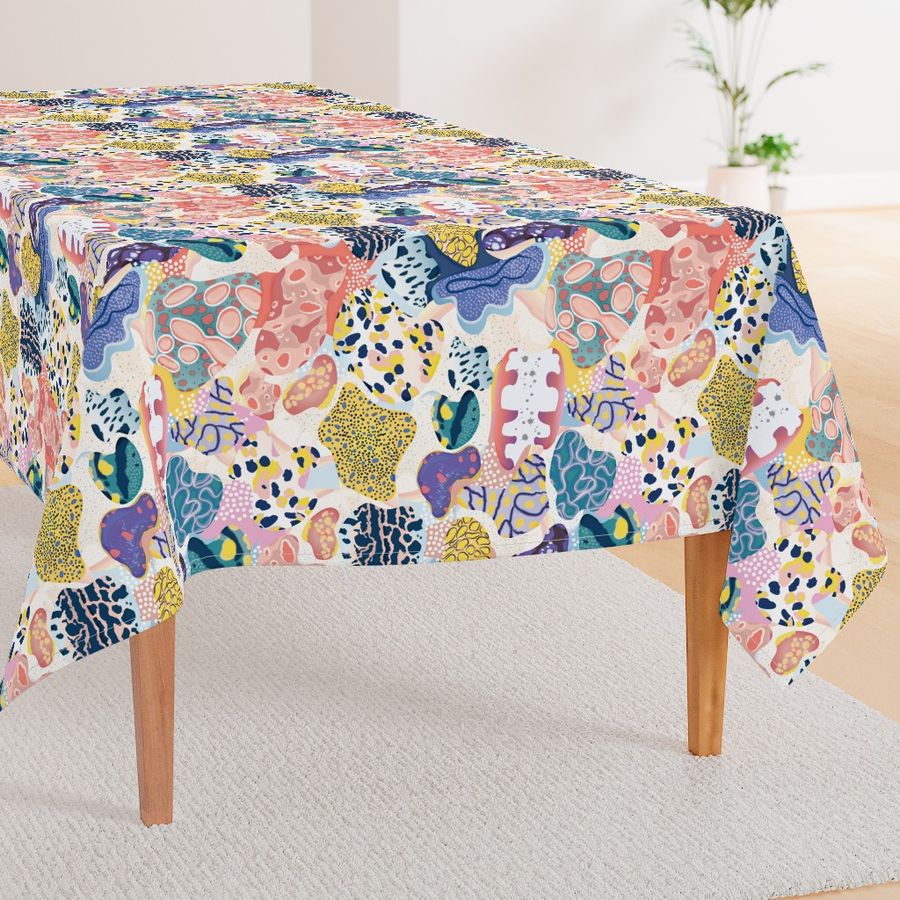 HOME_GOOD_RECTANGULAR_TABLE_CLOTH