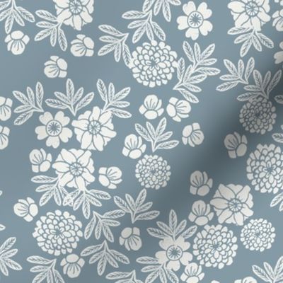 woodcut floral - sfx4109, dusty blue, arona blue, floral