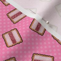 Iced Vovo biscuit dreams in pink