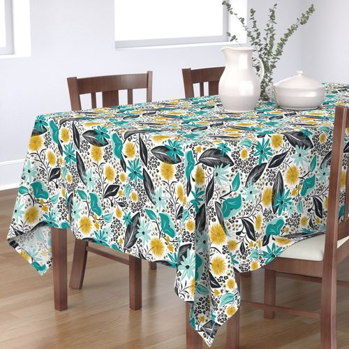 HOME_GOOD_RECTANGULAR_TABLE_CLOTH