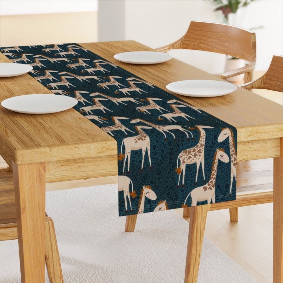 HOME_GOOD_TABLE_RUNNER