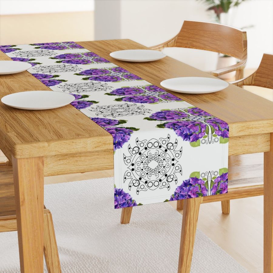 HOME_GOOD_TABLE_RUNNER