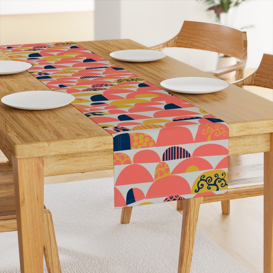 HOME_GOOD_TABLE_RUNNER