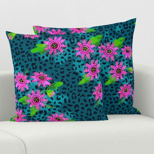 HOME_GOOD_SQUARE_THROW_PILLOW