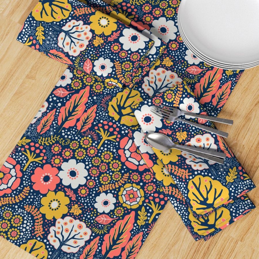 HOME_GOOD_TABLE_RUNNER