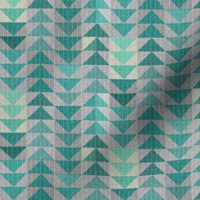 Triangle Quilt (turquoise) SML 