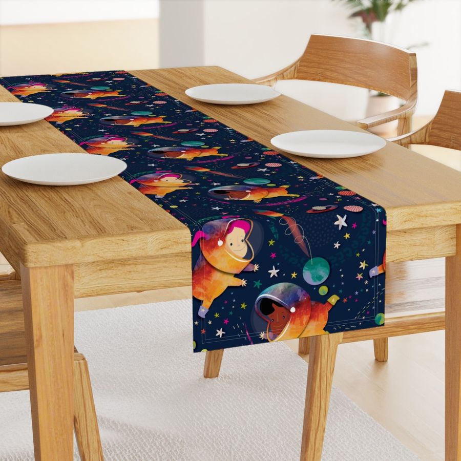 HOME_GOOD_TABLE_RUNNER