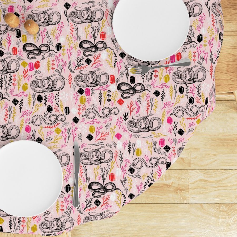 HOME_GOOD_ROUND_TABLE_CLOTH