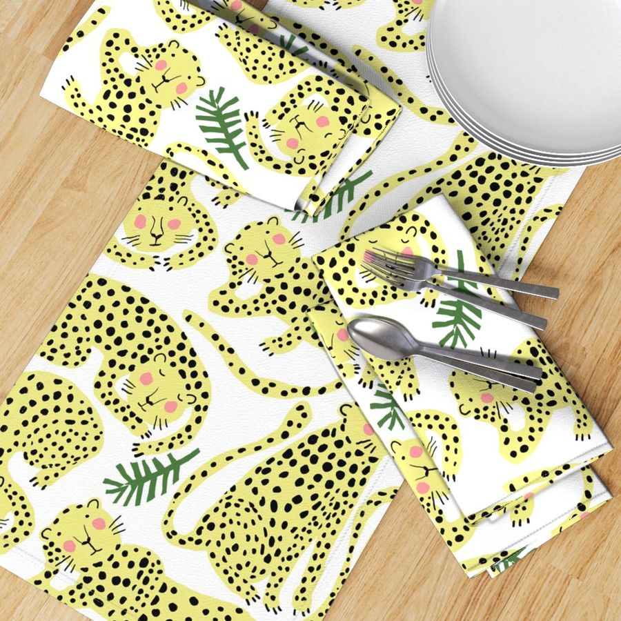 HOME_GOOD_TABLE_RUNNER