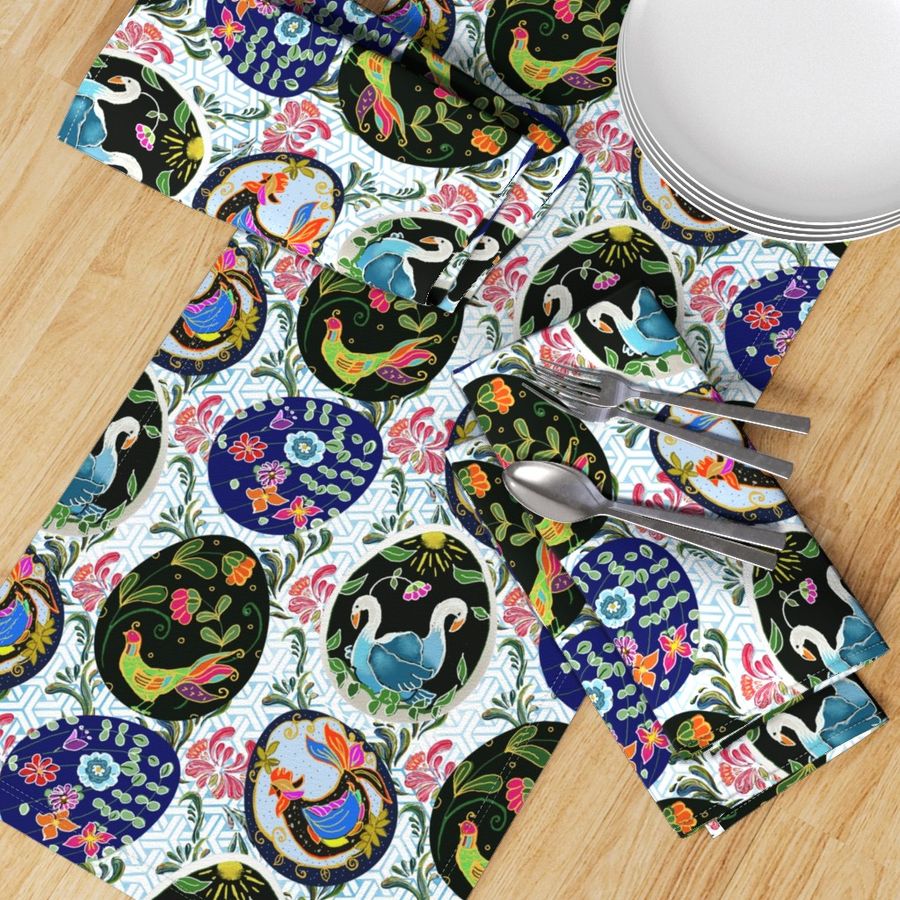 HOME_GOOD_TABLE_RUNNER