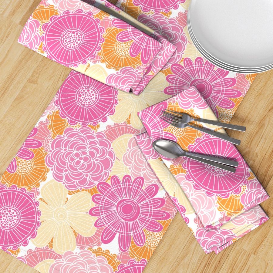 HOME_GOOD_TABLE_RUNNER