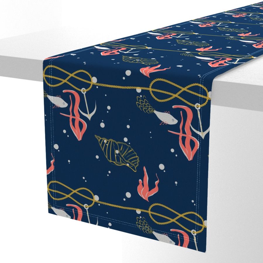 HOME_GOOD_TABLE_RUNNER