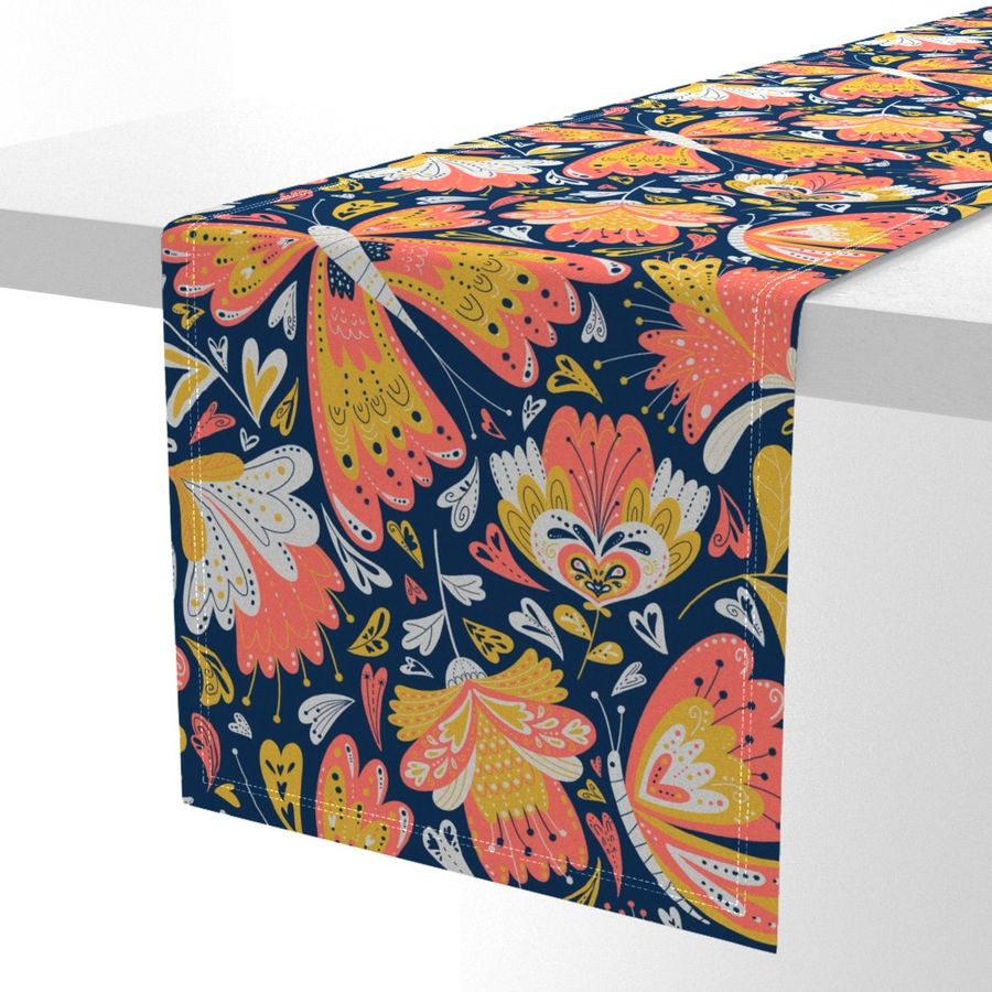 HOME_GOOD_TABLE_RUNNER