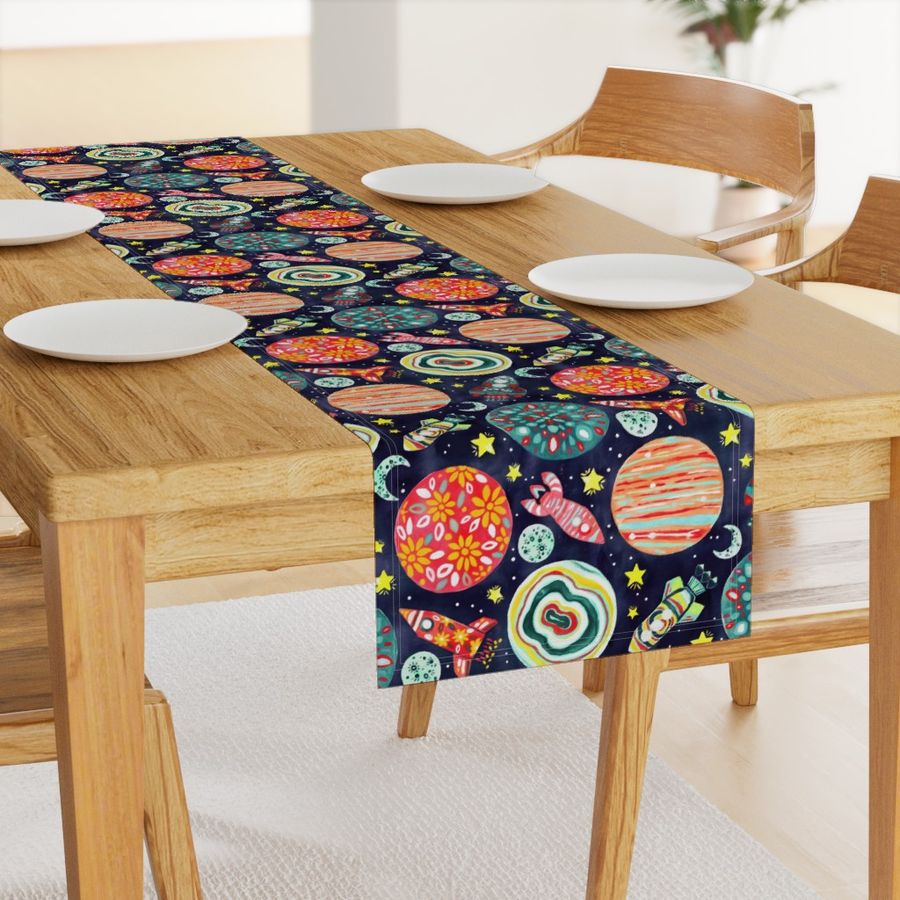 HOME_GOOD_TABLE_RUNNER