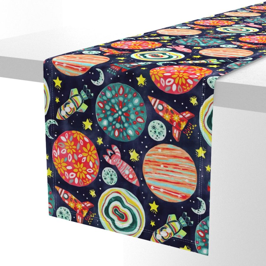 HOME_GOOD_TABLE_RUNNER