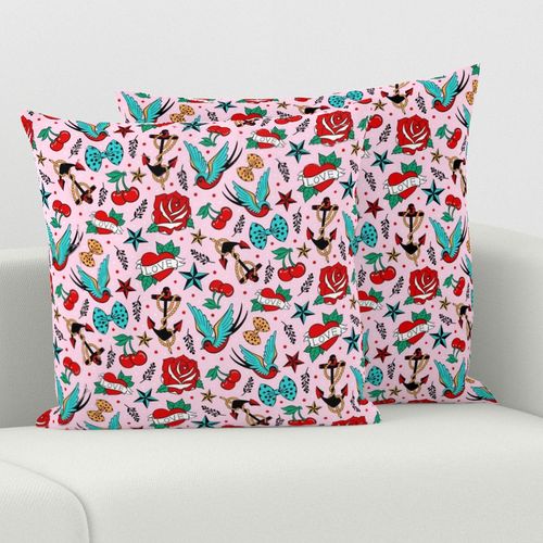 HOME_GOOD_SQUARE_THROW_PILLOW