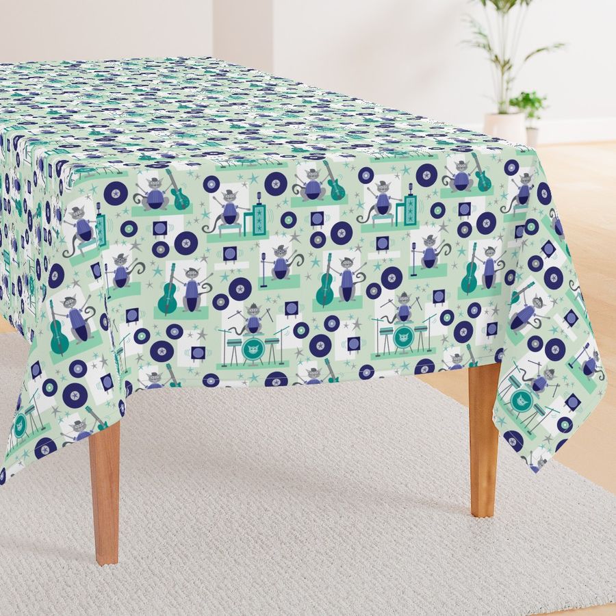 HOME_GOOD_RECTANGULAR_TABLE_CLOTH