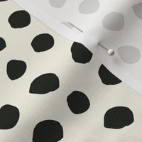 Polka dots Cream