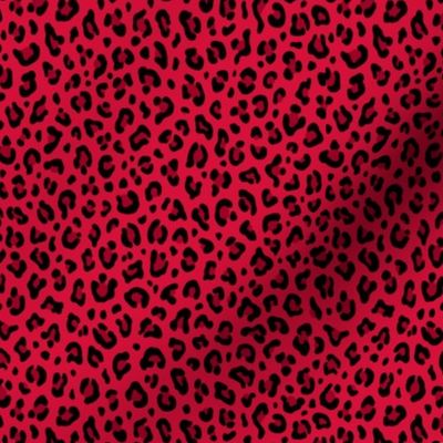 ★ LEOPARD PRINT in CHERRY RED ★ Tiny Scale / Collection : Leopard spots – Punk Rock Animal Print