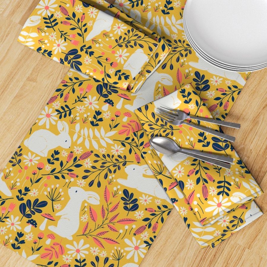 HOME_GOOD_TABLE_RUNNER