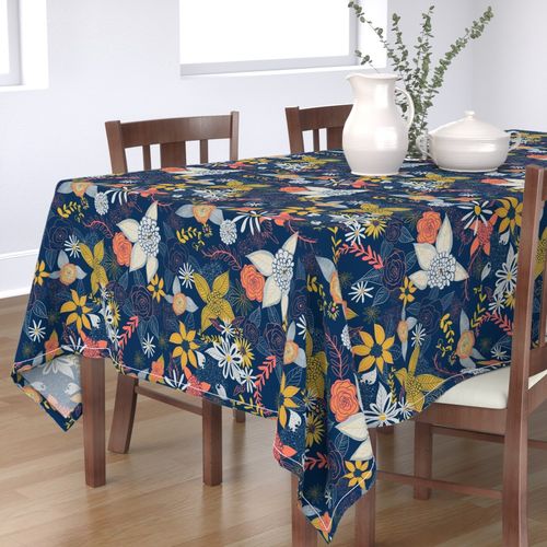 HOME_GOOD_RECTANGULAR_TABLE_CLOTH