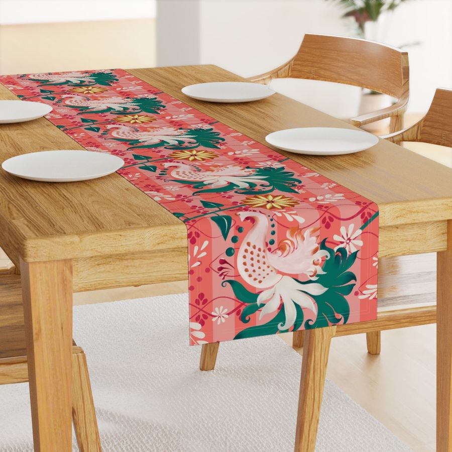 HOME_GOOD_TABLE_RUNNER