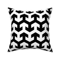 08441318 : arrow zigzag : black + white