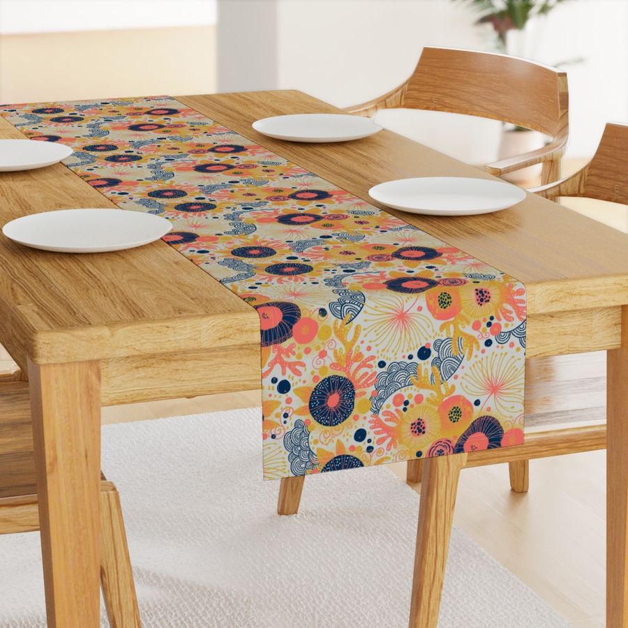 HOME_GOOD_TABLE_RUNNER