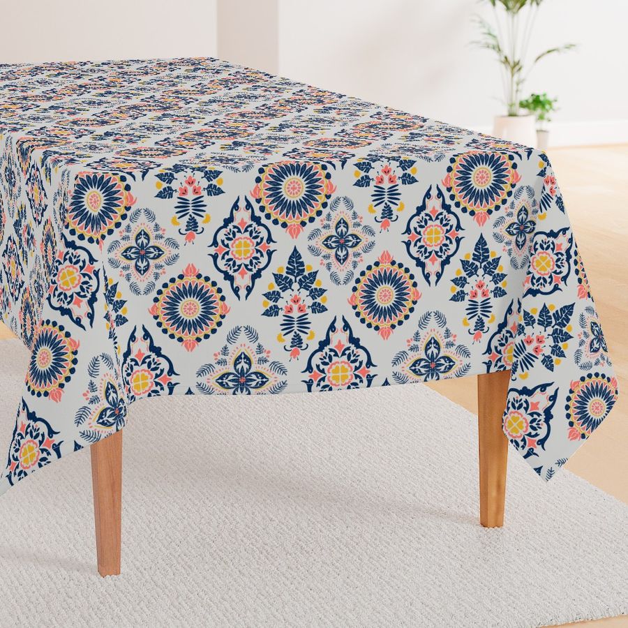 HOME_GOOD_RECTANGULAR_TABLE_CLOTH