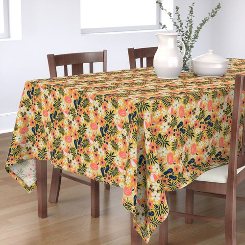 HOME_GOOD_RECTANGULAR_TABLE_CLOTH