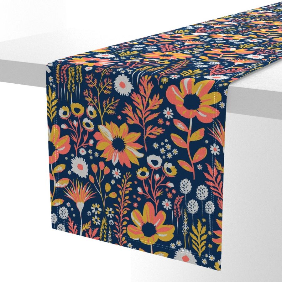 HOME_GOOD_TABLE_RUNNER