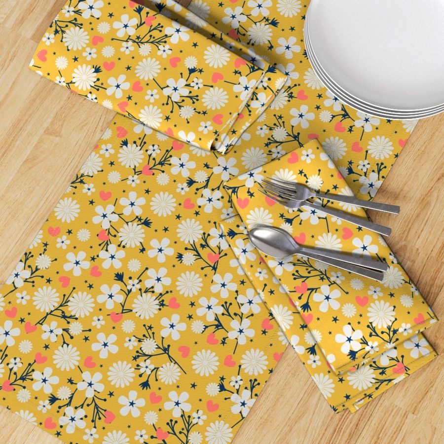 HOME_GOOD_TABLE_RUNNER