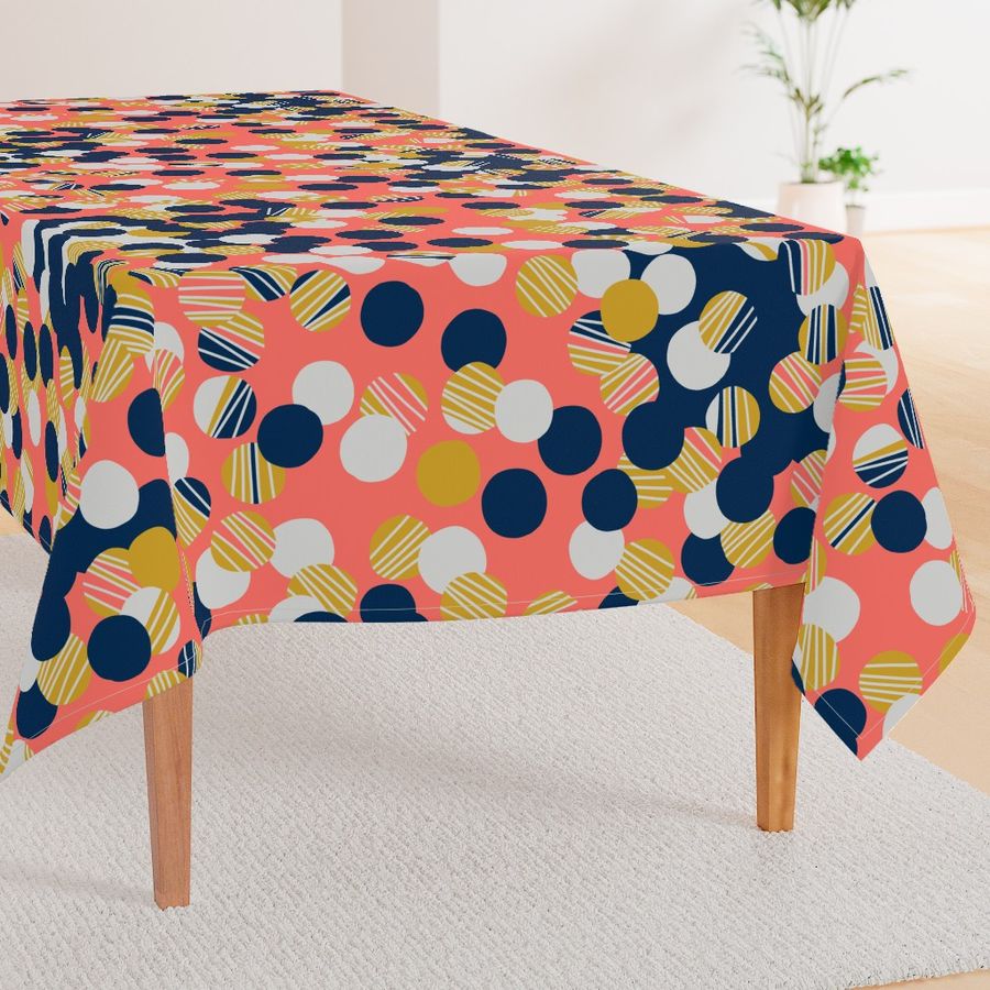 HOME_GOOD_RECTANGULAR_TABLE_CLOTH