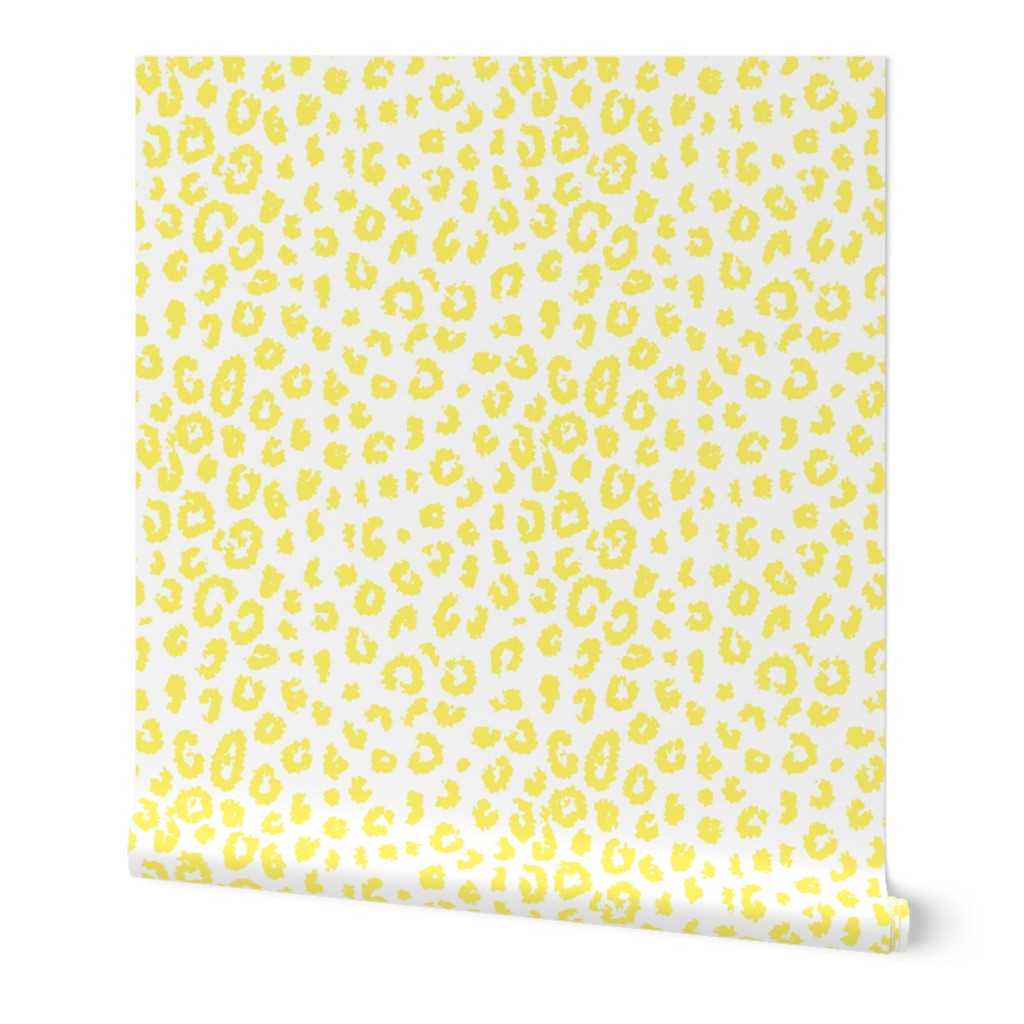 Summer Leopard in soft yellow