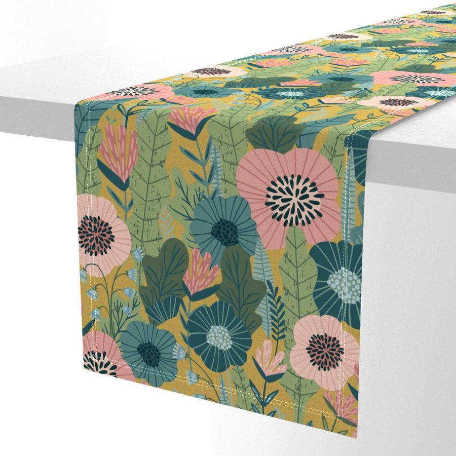 HOME_GOOD_TABLE_RUNNER