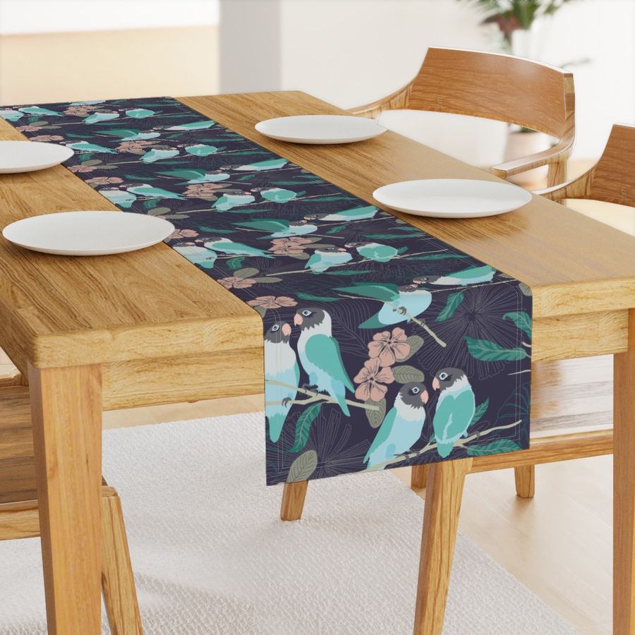 HOME_GOOD_TABLE_RUNNER