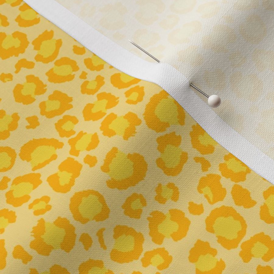 Leopard Print Mellow Yellow Cheetah Spots - small scale Animal Print Sunny