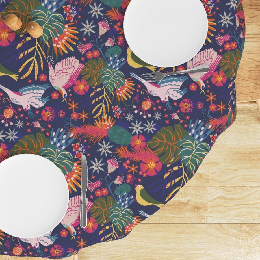 HOME_GOOD_ROUND_TABLE_CLOTH