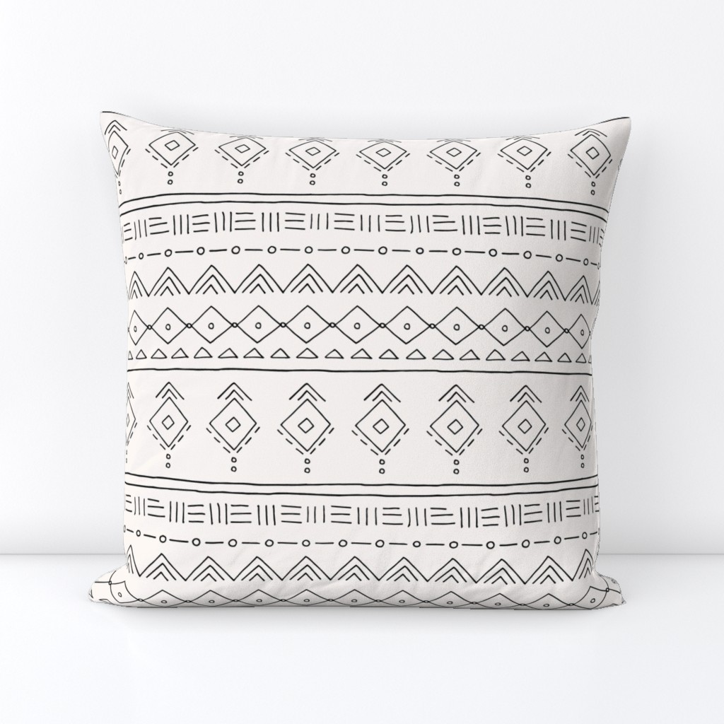 Minimal mudcloth bohemian ethnic abstract indian summer aztec design off white black